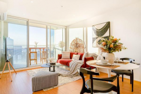 Waterfront 1BR Docklands Apt with FreeParking#88833
